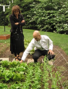 white house kitchen garden sam kass and nora pouillon